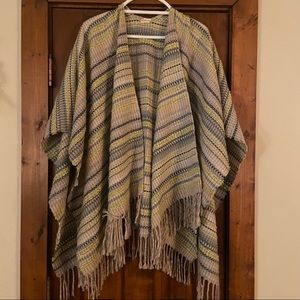 Like new Free People poncho